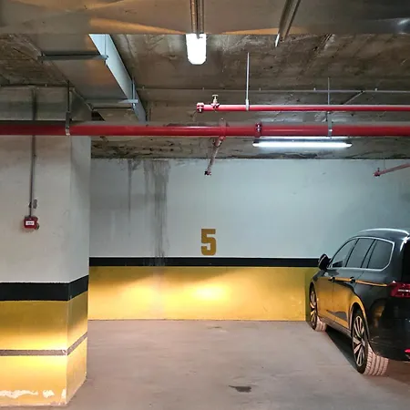 Formlux נובי פאזאר